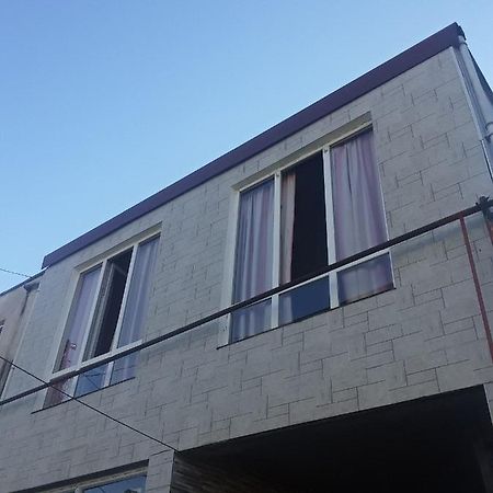 Guesthouse Qeti Batumi Esterno foto