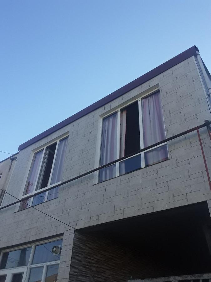 Guesthouse Qeti Batumi Esterno foto