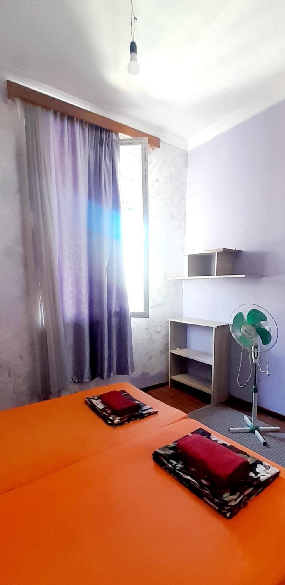 Guesthouse Qeti Batumi Esterno foto